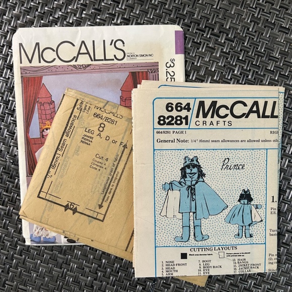 3 Vintage 80's Puppet Craft Patterns Butterick McCalls Puppeteers Puppet Show - Picture 8 of 9